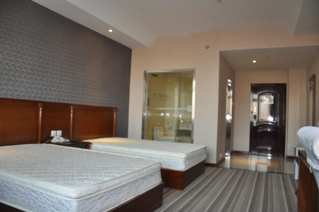 Super 8 Capital International Airport Houshayu Subway Station Hotel 2*
