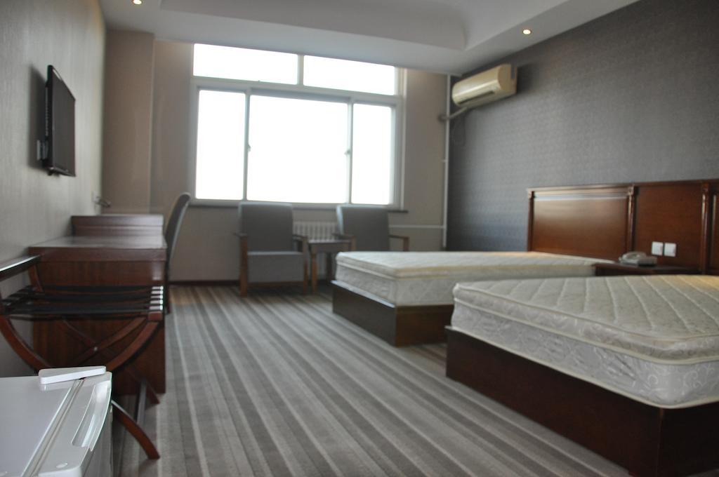 Super 8 Capital International Airport Houshayu Subway Station Hotel